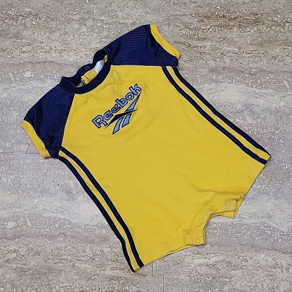 REEBOK YOUTH ONE PC SNAP SHIRT SIZE 18MO